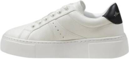 Armani Exchange Zwarte Vetersneakers van Polyester