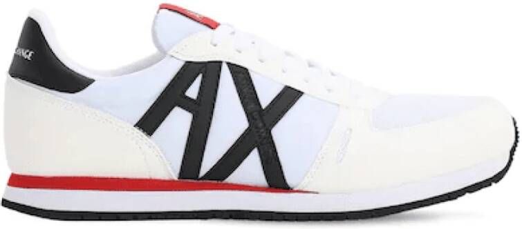 Armani Sportieve Sneakers met Contrasterende Details
