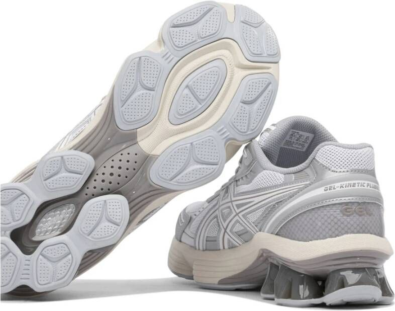 Asics Zilveren Sneakers met Superieur Comfort
