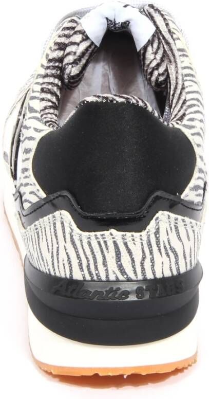 Atlantic Stars Klassieke witte en grijze sneaker met ster