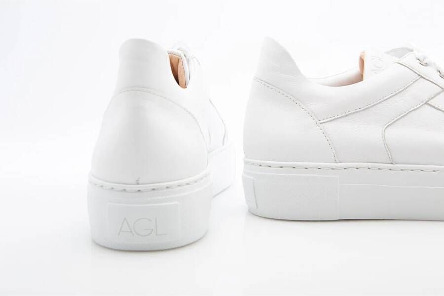 Attilio Giusti D925268 White Dames