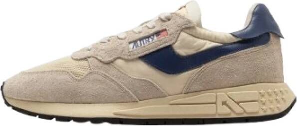 Autry Beige Leren Sneakers met Blauwe Accenten