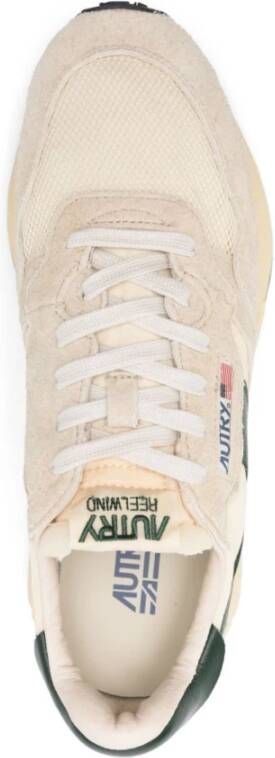 Autry Beige Sneakers voor een stijlvolle look
