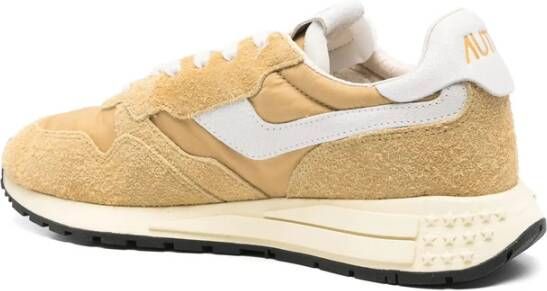 Autry Beige Veterschoen met Logo Panelen