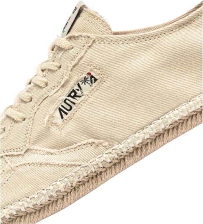 Autry Beige Zijde & Nylon Platte Schoenen