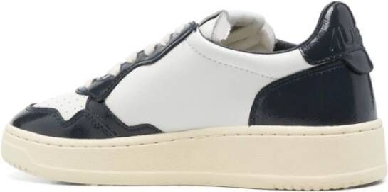 Autry Blauwe Sneakers Klassiek Ontwerp Witte Veters