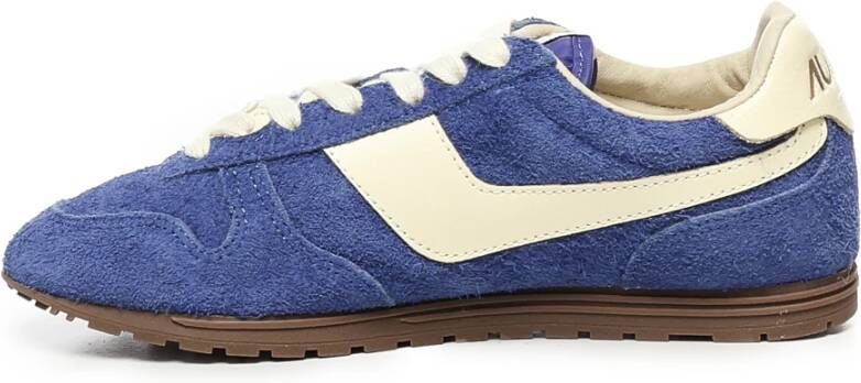 Autry Blauwe Suède Leren Sneakers Vetersluiting