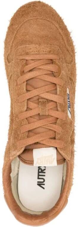 Autry Bruin Suède Leren Rubber Sneakers