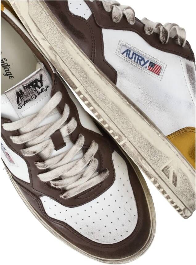 Autry Bruine Leren Sneakers met Ademende Details Brown Heren