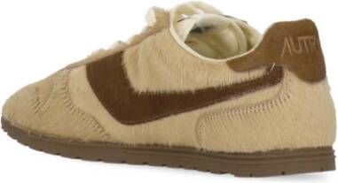 Autry Bruine Leren Sneakers met Logodetails