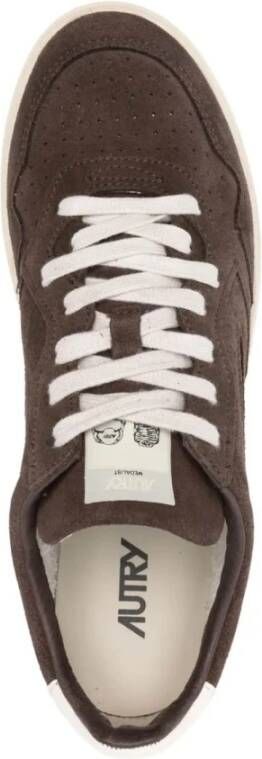 Autry Bruine Suède Sneakers met Borduurdetails