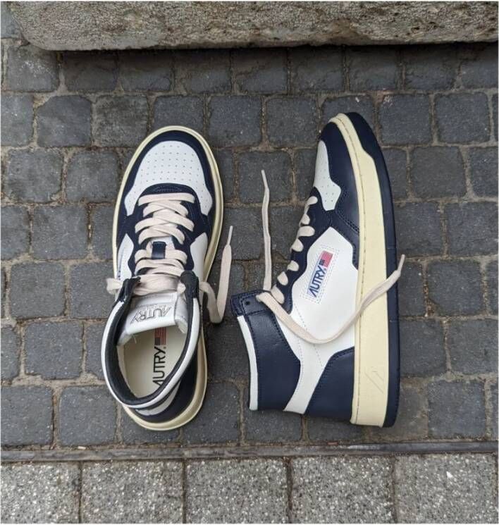Autry Contrast Blue Mid Sneaker