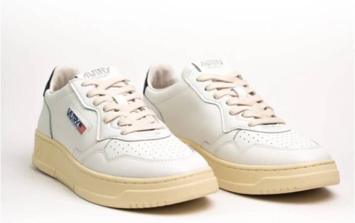 Autry Dames Sneakers Wit Zwart Leer Wit Dames