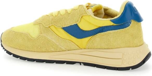Autry Gele lage sneakers met logo Yellow Dames