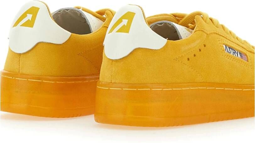 Autry Gele Sneakers Dallas Stijl