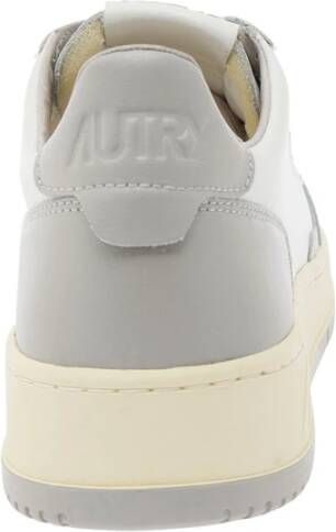 Autry Grijze lage sneakers met logo