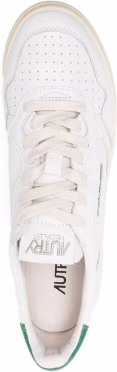 Autry Groene sneakers met geperforeerd logo-patch Groen Heren