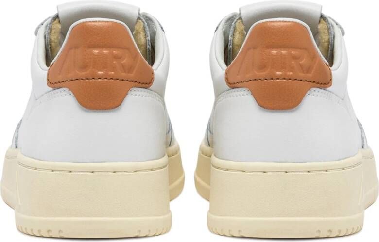 Autry Klassieke Witte Sportieve Platte Schoenen White Dames