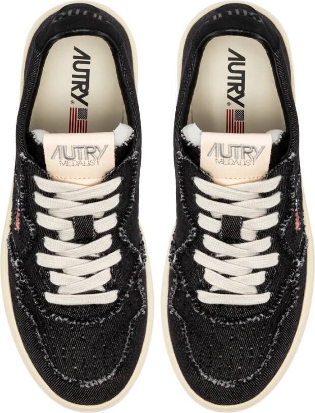 Autry Klassieke Zwarte Platte Schoenen Black Dames