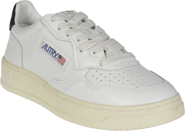 Autry Lage Leren Medalist Sneakers White Dames