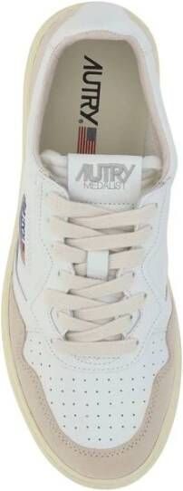 Autry Lage Leren Sneakers met U.s. Vlag