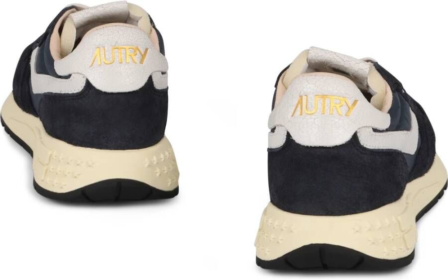 Autry Lage Sneakers met Suède Inzetstukken