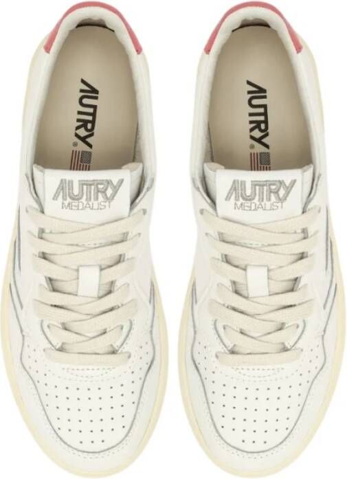 Autry Leren Sneakers in Wit Roze