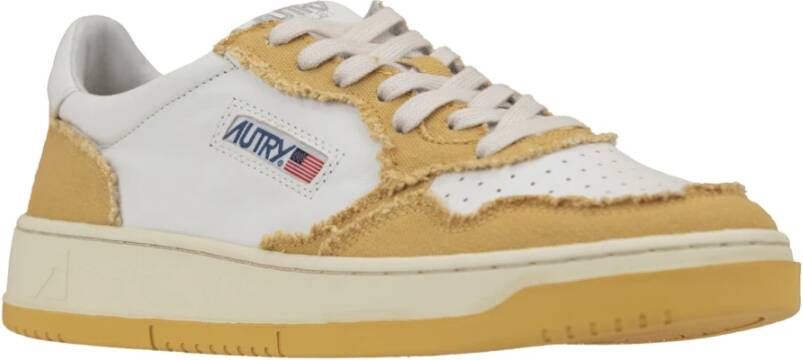 Autry Leren Stoffen Sneakers Ronde Neus Geperforeerd Multicolor Heren