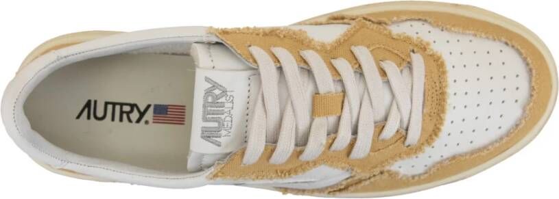 Autry Leren Stoffen Sneakers Ronde Neus Geperforeerd Multicolor Heren