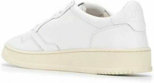 Autry Logo-Patch Low-Top Sneakers Wit Dames