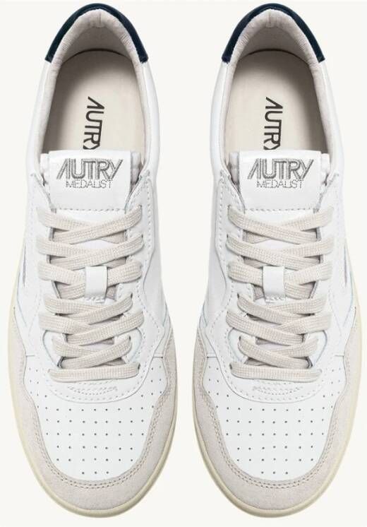 Autry Medalist Lage Leren Suède Sneakers