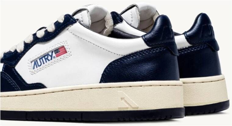 Autry Medalist Lage Sneakers Blue Dames
