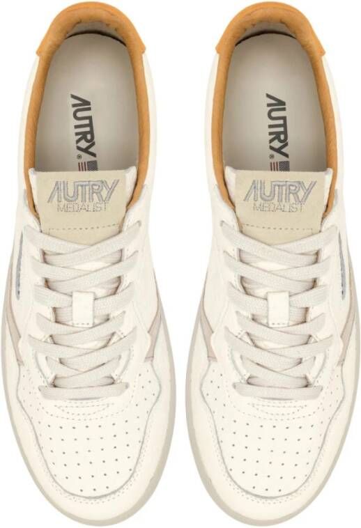 Autry Medalist Low Leren Sneakers Beige Dames
