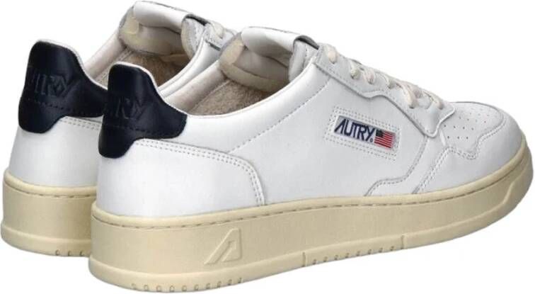 Autry Medalist Low Sneakers