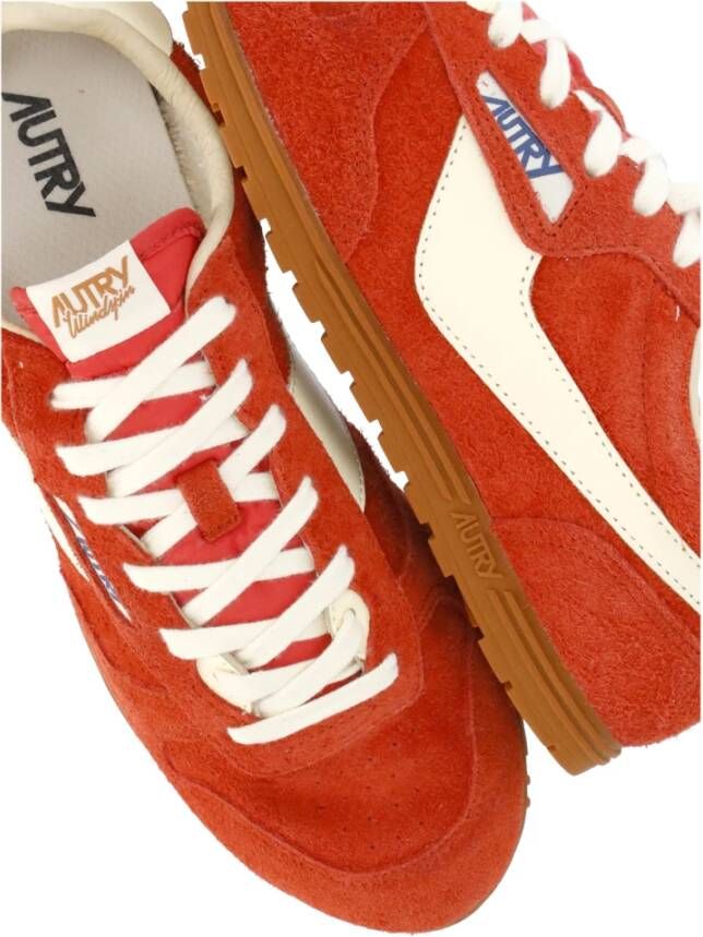 Autry Oranje Suède Sneakers