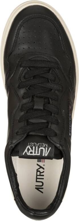 Autry Medalist Low Man Sneakers Stijlvol en Comfortabel Zwart Heren