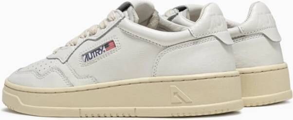 Autry Sneakers White Dames