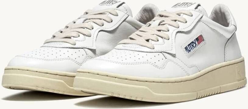 Autry Sneakers White Dames