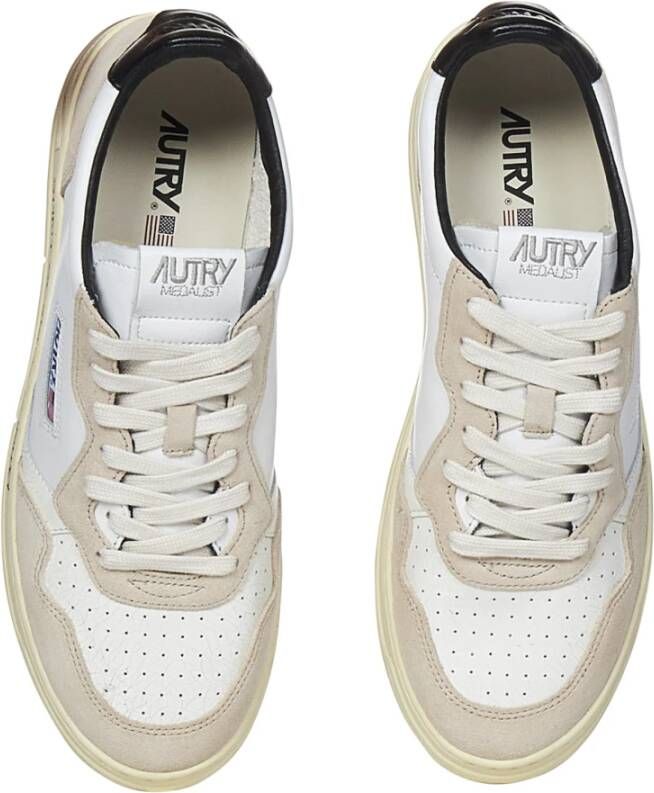 Autry Witte Leren Sneakers Medalist Low Multicolor Heren