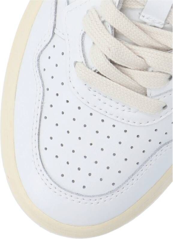 Autry Stijlvolle Witte Sneakers voor Dames Wit Dames