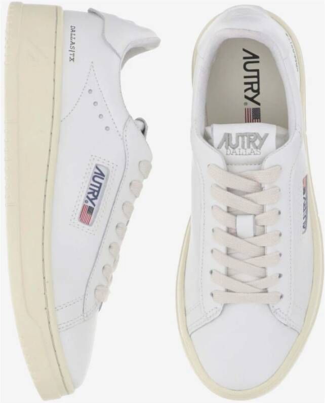 Autry Witte Leren Sneakers met Vetersluiting Wit Dames