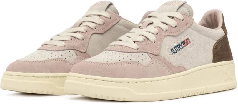 Autry Vintage-geïnspireerde suède sneaker met geperforeerde neus Multicolor Dames