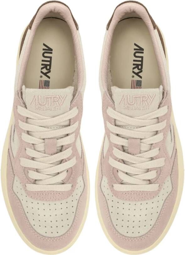Autry Vintage-geïnspireerde suède sneaker met geperforeerde neus Multicolor Dames