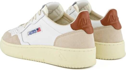 Autry Vintage Leren Sneaker met Suède Inzetstukken Beige Dames