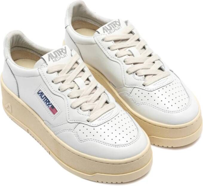 Autry Vintage Platform Leren Sneakers Wit White Dames