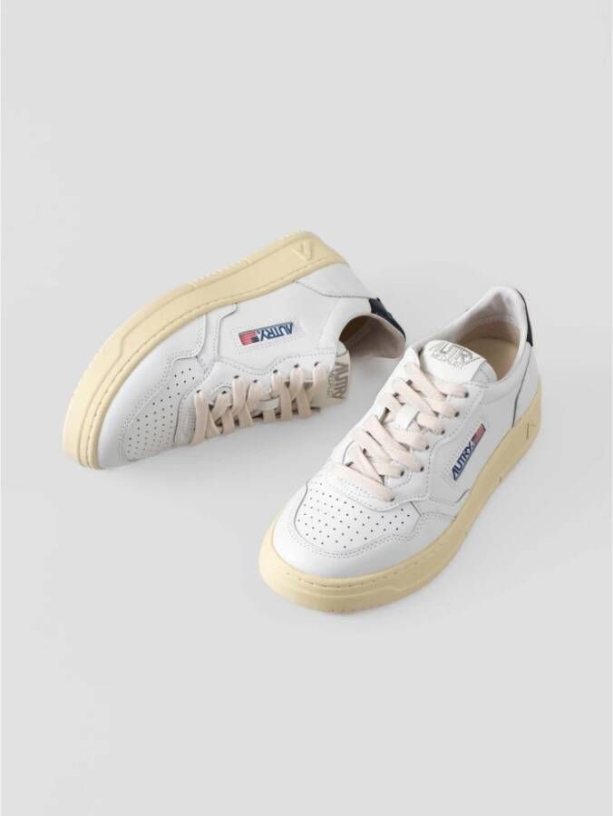 Autry Vintage stijl leren lage sneakers White Dames