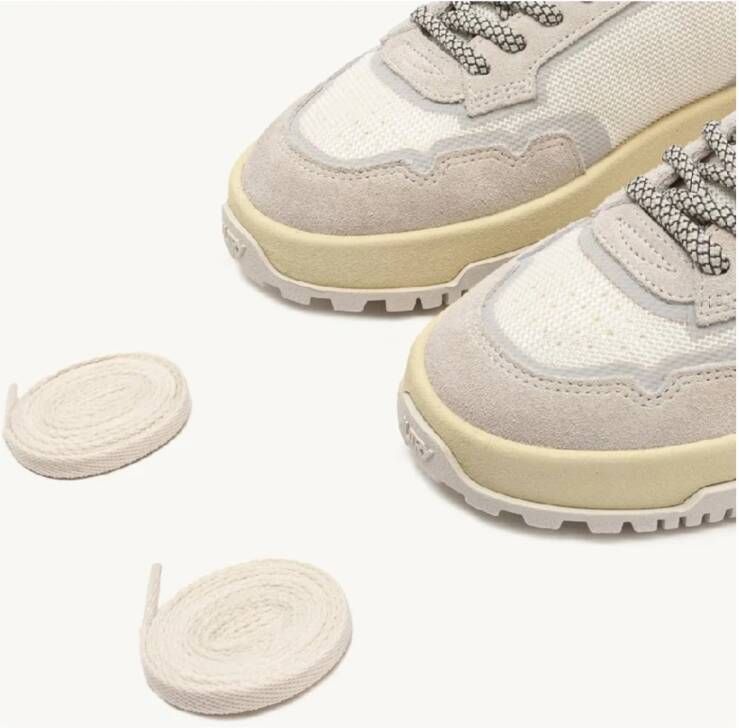 Autry Wildpace Wit en Marshmallow Sneakers
