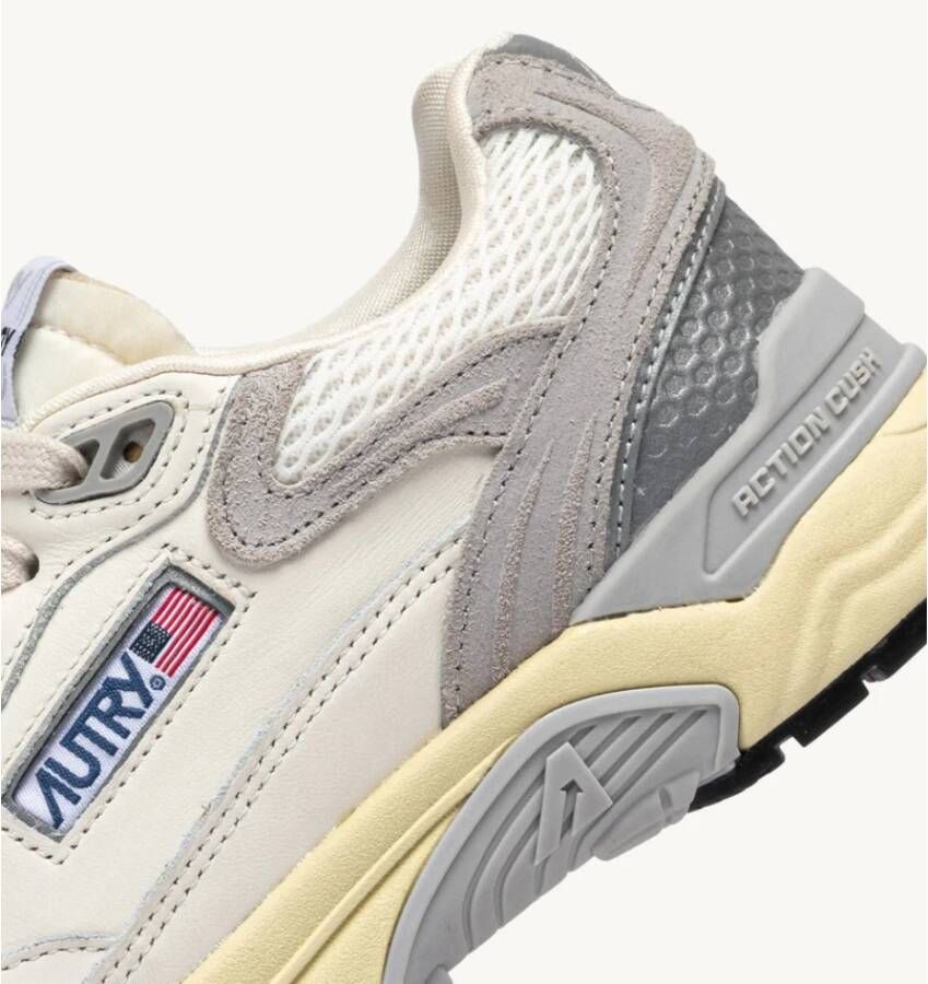 Autry Witte Hyperway Sneakers met Action Cush Technologie