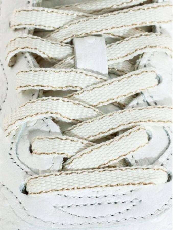 Autry Witte lage sneakers met geperforeerde neus