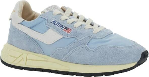 Autry Witte lage sneakers met logopatch Blue Dames